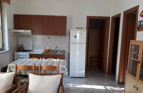 San Giovanni Maison | Maison de vacances "Corallo" à 100 m de la plage avec jardin et terrasse