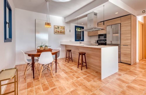 Tossa de Mar Maison | Maison de vacances "Costacabana - Casa Adora" avec vue sur la montagne, piscine partagée et Wi-Fi
