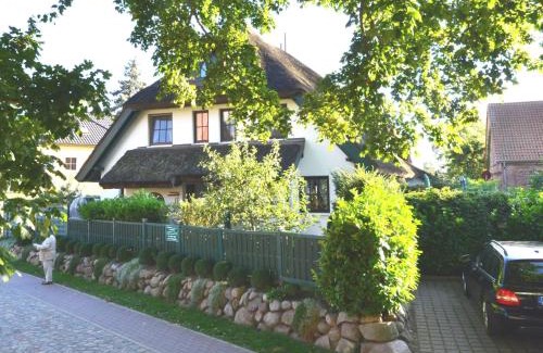 Gross Zicker Maison | Holiday Home Dünenrose by Interhome
