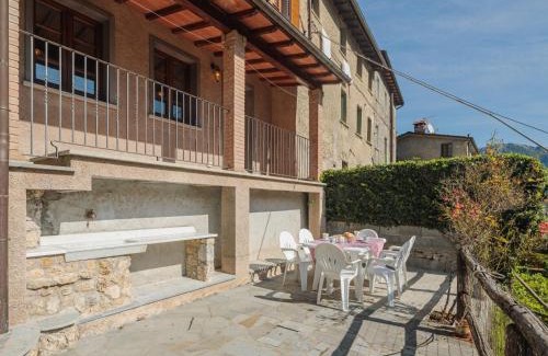 Stazzema Maison | Holiday Home Da Franca by Interhome