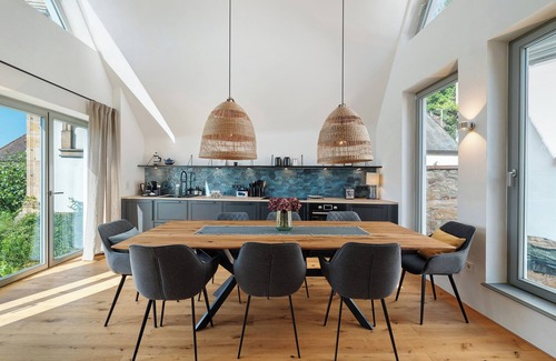 Gleisweiler Maison | Maison de vacances 'Das Alte Pfarrhaus - Scheune' avec terrasse partagée et Wi-Fi
