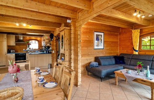 Steinbild Maison | Maison de vacances 'Das Alpenhaus An Der Ems' avec vue sur le lac, terrasse privée et Wi-Fi