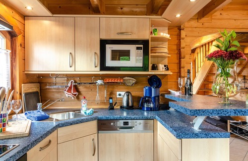 Steinbild Maison | Maison de vacances 'Das Alpenhaus An Der Ems' avec vue sur le lac, terrasse privée et Wi-Fi