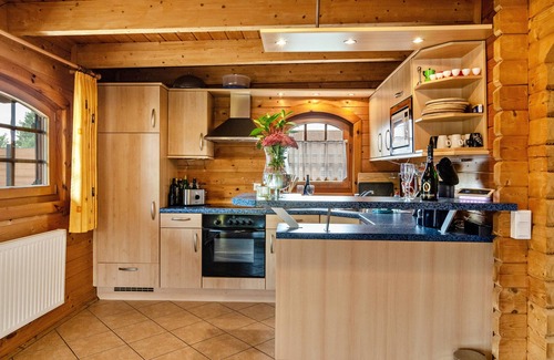 Steinbild Maison | Maison de vacances 'Das Alpenhaus An Der Ems' avec vue sur le lac, terrasse privée et Wi-Fi