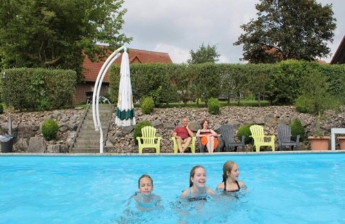 Bellersen Appartement | Holiday Home in Germany with Terrace