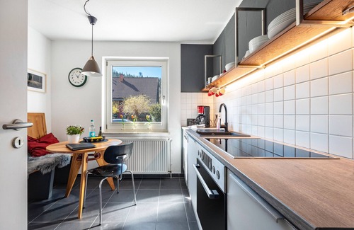 Holzhausen-Externsteine Maison | Maison de vacances 'Waldgästehaus' avec Wi-Fi
