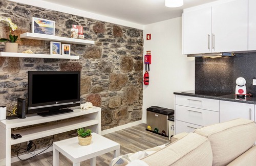Prazeres Maison | Maison de vacances 'Do Porto' avec vue sur la mer, balcon et Wi-Fi.