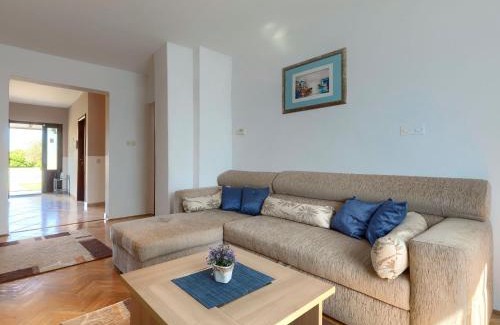 Municipality of Zminj Maison | Holiday Home Dora by Interhome