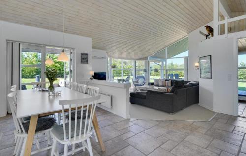 Krejbjerg Maison | Holiday Home Ejstrupholm With Hot Tub Xiv