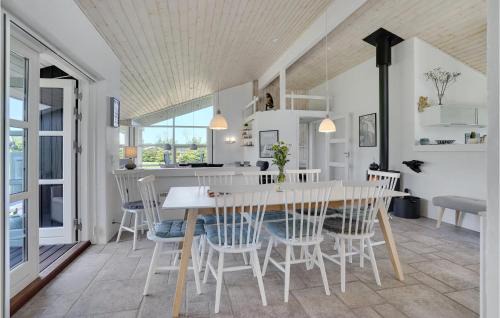 Krejbjerg Maison | Holiday Home Ejstrupholm With Hot Tub Xiv