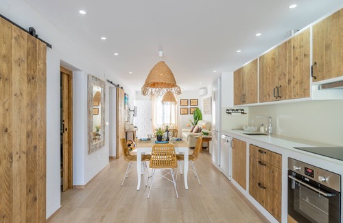 Moraira Maison | Maison de vacances "El Pinito Moraira" avec terrasses privées, piscine privée et Wi-Fi