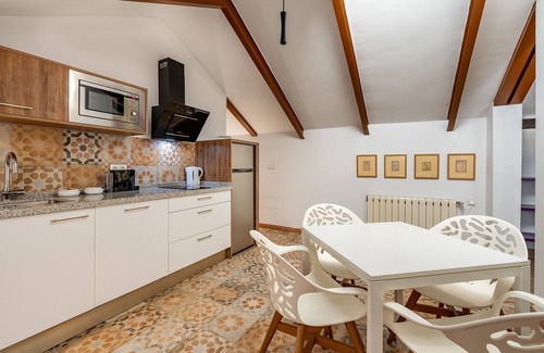 Durcal Appartement | Maison de vacances 'El Puente' avec vue sur lac, Wi-Fi et climatisation