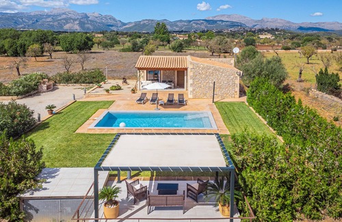 Buger Villa | Maison de vacances "El Rafal de Son Alberti" avec vue montagne, climatisation et piscine