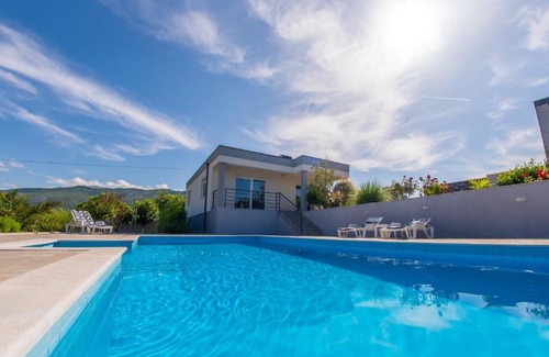 Blagaj Maison | Holiday Home Endless Summer