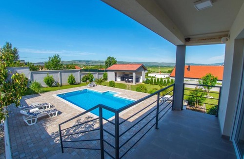 Blagaj Maison | Holiday Home Endless Summer