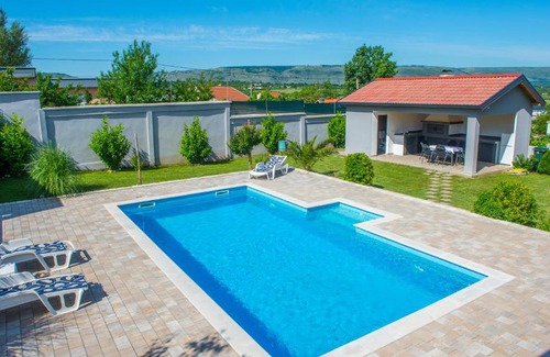 Blagaj Maison | Holiday Home Endless Summer