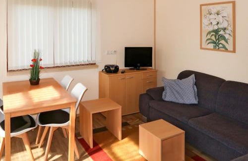 Balhorn Maison | Holiday Home Erzeberg-1 by Interhome