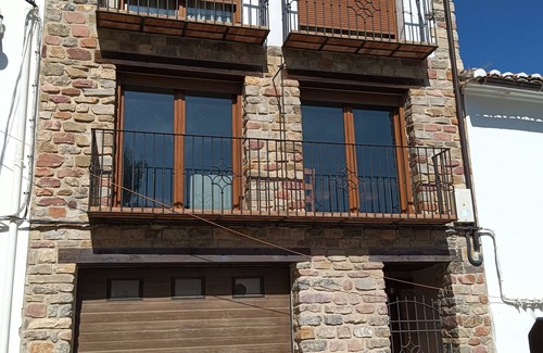 Pina de Montalgrao Maison | Maison de vacances 'Casa De La Calle El Pozo' avec vue sur montagne et balcon