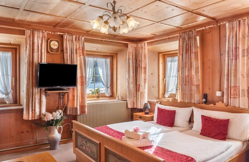 Haeselgehr Maison | Maison de vacances 'Ferienhaus Wechner' avec vue sur les montagnes, terrasse privée et Wi-Fi