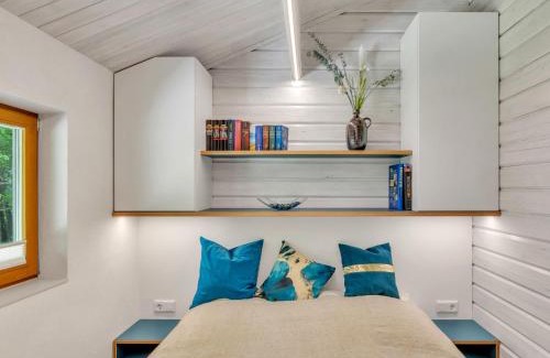 Bad Arolsen Maison | Holiday Home Ferienhaus Bude 120 by Interhome