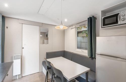 Dolni Pocernice Maison | Holiday Home Florida by Interhome