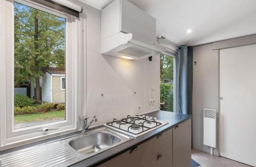 Dolni Pocernice Maison | Holiday Home Florida by Interhome