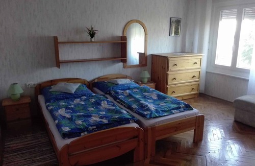 Balatonfoldvar Maison | Maison de vacances pour les familles avec WiFi et un endroit calme