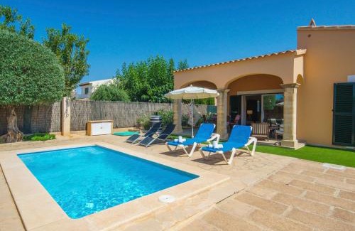 Sa Rapita Maison | Holiday Home Frijoles by Interhome
