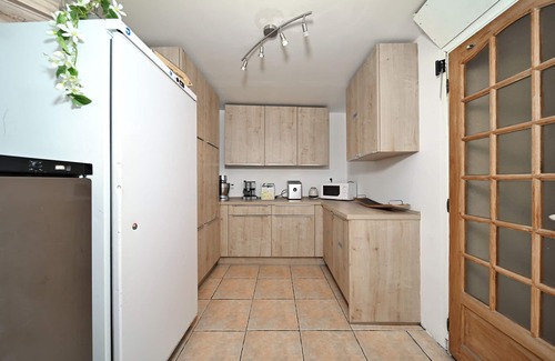 Borderes-Louron Maison | Maison de vacances 'Gîte La Flambée' avec vue sur les montagnes, terrasse privée et Wi-Fi