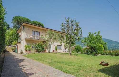 Camaiore Maison | Holiday Home Gerry House by Interhome