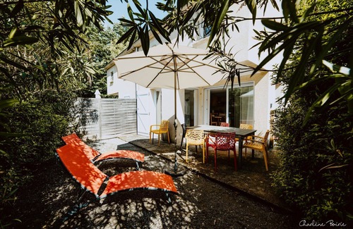 Vals-les-Bains Appartement | Maison de vacances 'Gite Villa T1' avec piscine partagée, Wi-Fi et climatisation