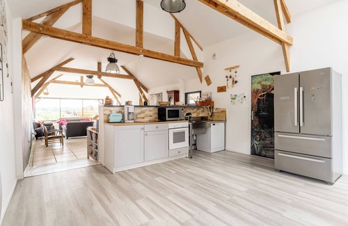 Bovel Maison | Maison de vacances 'Gîte Le Jardin D'Eden' avec piscine partagée, terrasse privée et Wi-Fi