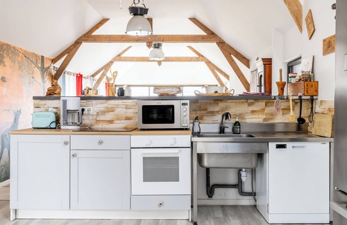 Bovel Maison | Maison de vacances 'Gîte Le Jardin D'Eden' avec piscine partagée, terrasse privée et Wi-Fi