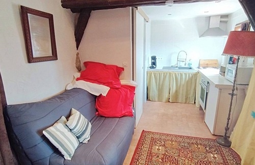 La Rochette Appartement | Gîte Studio Saint Ribert avec vue sur les montagnes, Wi-Fi et climatisation