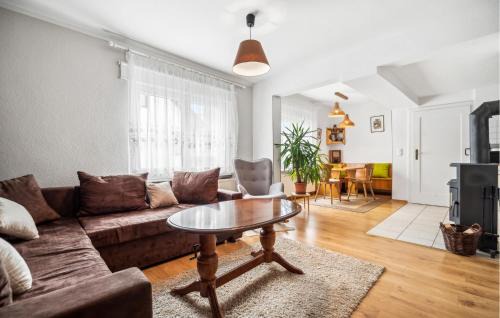 Herschdorf Maison | Holiday Home Herschdorf Lange-Berg-Str