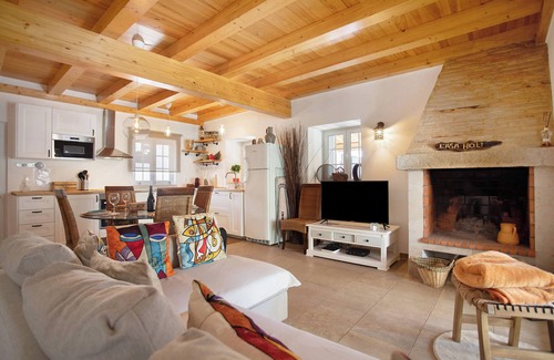 Cartaxo Maison | Maison de vacances 'Holi' avec piscine privée, Wi-Fi et climatisation.