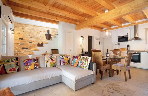 Cartaxo Maison | Maison de vacances 'Holi' avec piscine privée, Wi-Fi et climatisation.