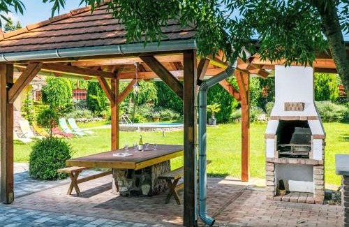 Abrahamhegy Maison | Holiday Home Horvath by Interhome