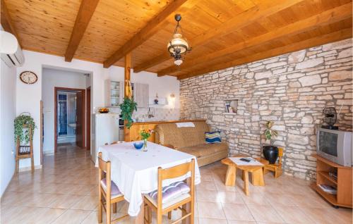 Hrboki Maison | Holiday Home Hrboki Cr