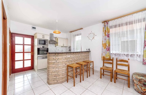 Balatonmariafurdo Maison | Maison de vacances dans un endroit calme près de la plage avec piscine et barbecue