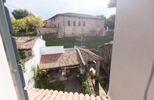 Volta Mantovana Maison | Maison de vacances dans le centre historique de la Volta Mantovana, à quelques kilomètres du lac de Garde
