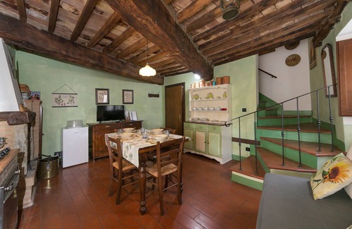 Chianni Maison | Maison de vacances 'Il Mirtillo' avec Wi-Fi et A/C