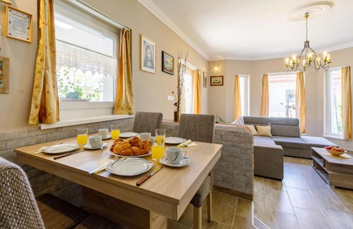Balatonlelle Maison | Holiday Home Ildiko by Interhome