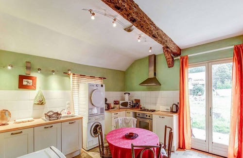 Raizeux Maison | Holiday home in a park in Raizeux with terrace