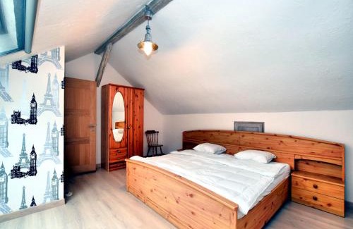 Schoenberg Maison | Holiday Home in Ardennes with Scenic Terrace, cleaning included