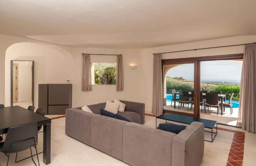Abbiadori Appartement | Holiday home in Arzachena 30344