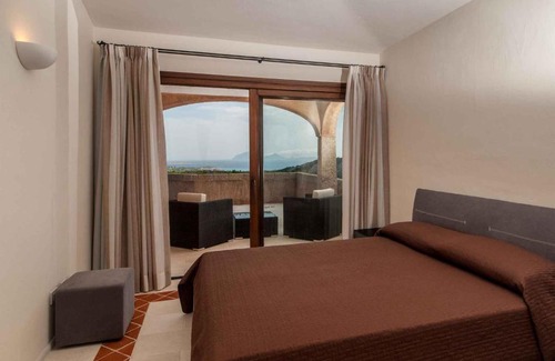 Abbiadori Appartement | Holiday home in Arzachena 30344