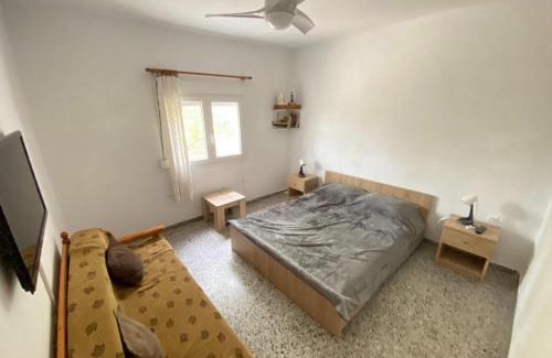 Asprovalta Maison | Holiday Home in Asprovalta near Sea Beach