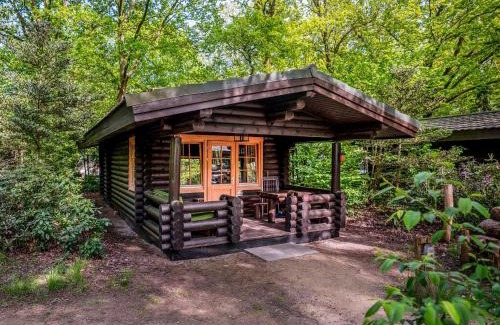 Diessen Maison | Holiday Home in Brabant with Hot Tub