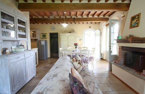Camaiore Maison | Vacation Home à Camaiore avec 4 chambres à coucher, 7 couchages